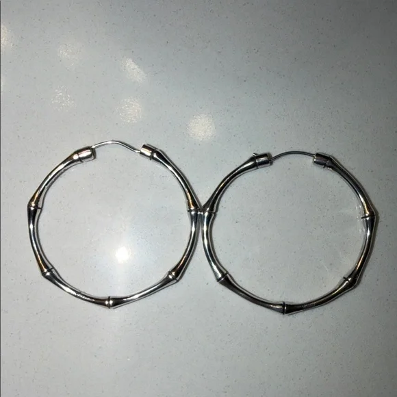 Gucci Silver Bamboo Earrings - Picture 3 of 3